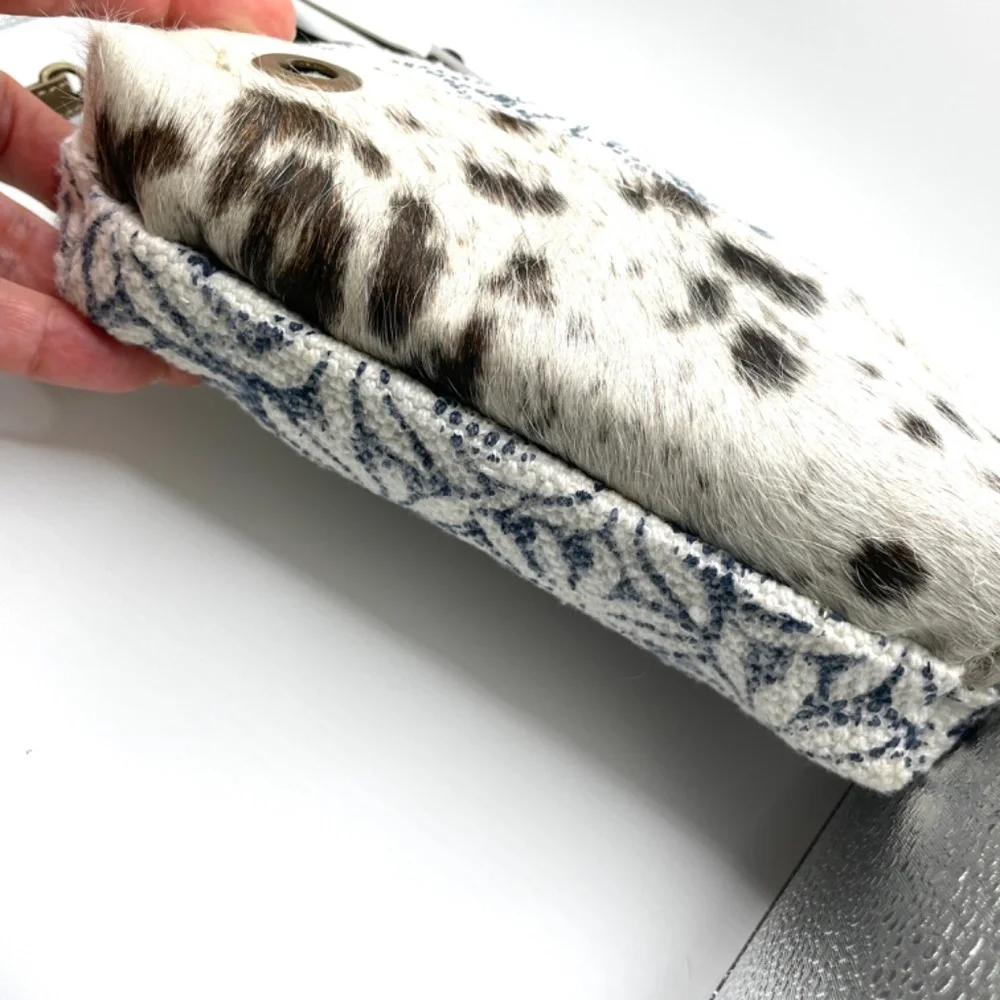 Myra Bag Blossom Motif Design Rug Pouch S-1335 Wristlet Purse Bag Clutch NWT
